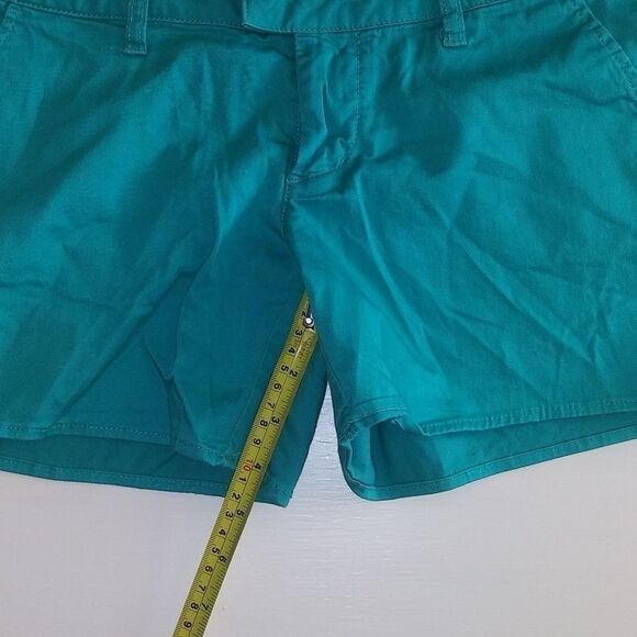 Volcom green shorts sz 3 - Picture 2 of 7